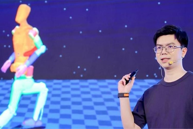 天才少年稚晖君BG大游机器人走路进场！AI模型做大脑，目标售价20万以内